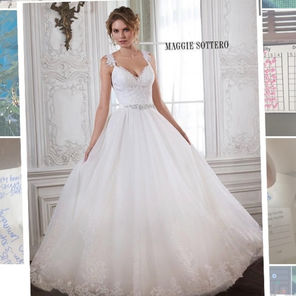 Maggie Sottero Dresses & Skirts - MAGGIE Soretto Wedding Dress 5MS140